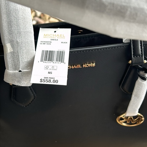 MICHAEL KORS NWT Tote - Picture 5 of 6